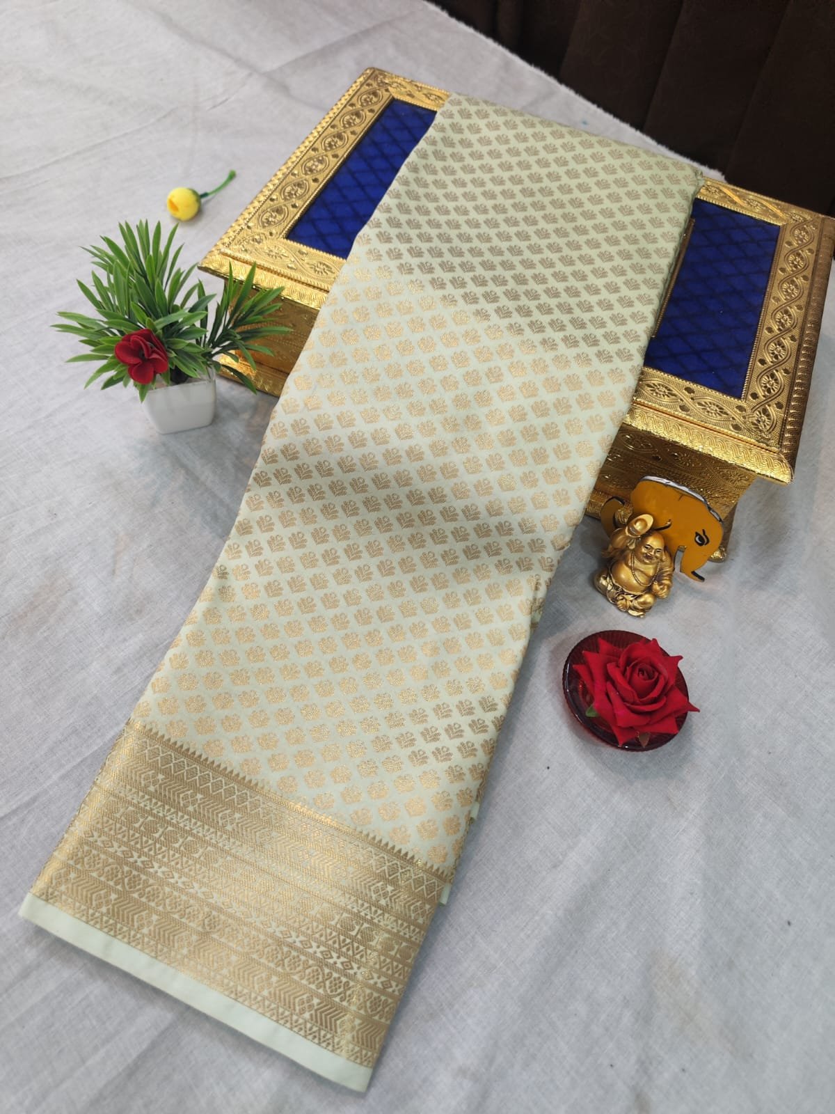 Bridal Brocade Silk Saree Design 45